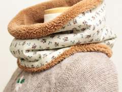 핸드메이드 잔꽃무늬 넥워머