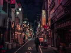 [카미고로시 쿠로가네/3/男]