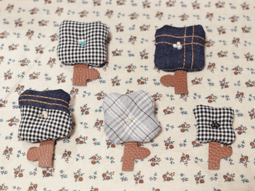 핸드메이드 브로치