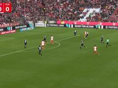 11.25(토) 04:30분데스리 쾰른 vs 바이에른뮌헨