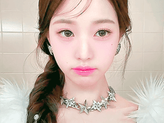 𝕎𝕖𝕕𝕕𝕚𝕟𝕘 ℙ𝕖𝕒𝕔𝕙 ⋆⭒˚｡⋆