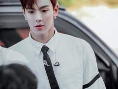 [셔누] 유명 아이돌과 연애하기