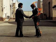 나는 터널처럼 외로웠다