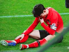 [손흥민] 포커페이스 06