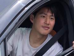 너와나의…만남