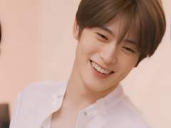 Q.남자친구의 여사친이 신경 쓰여요