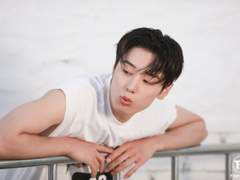 사랑이 씁쓸해도 되는거임? 케이크도?