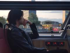 사막에서 피어난 꽃 12