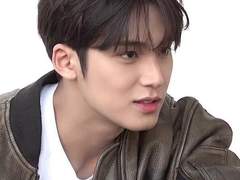 [세븐틴빙의글/일상물/규훈] 녹음실+19