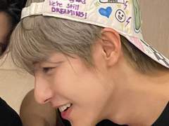 동런을 사랑하는 나란 여자...😮‍💨