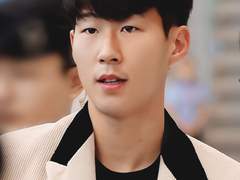 [손흥민] 그 남자의 실체를 고발합니다 13