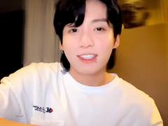 포카 사러 나간 당사자 전정국 X 동생 대신 포카 팔러 나간 박지민 A