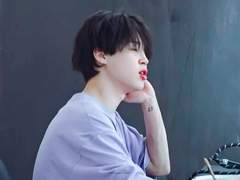 포카 사러 나간 당사자 전정국 X 동생 대신 포카 팔러 나간 박지민 B 完