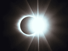 달이 눈부시는 밤 01