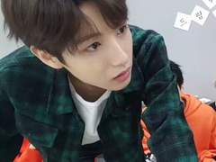 내가 크리스마스에 너랑 뭐하는 짓이냐 이게