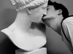 그럼에도 사랑한다 말해주세요