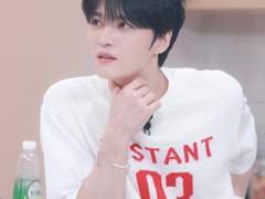 휴가 받은 윤재