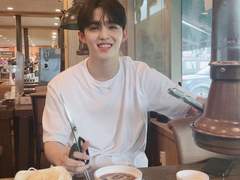 어느날 집으로 최형제가 들어옴