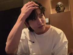 분명.. 강아지였는데 사람으로 바뀌었다?!