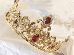 그대가 나의 용사인가?!