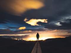 모든 게 후회될 것 같아서