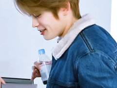 사랑은 연필로 쓰세요