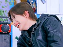 원래 강아지는 자기 생활이 없어? Talk