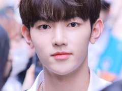 제로베이스원 장하오 비대칭 분석