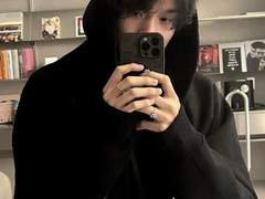 후드티 가져간 놈 찾아요 TALK