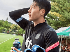 [손흥민][단편] 내가 그만 만나자고 하자 걔는