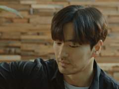 포말과 엄지와 차가움 15