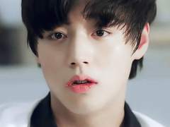 딸기 먹고 싶어 2