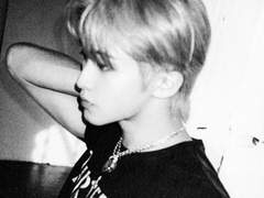 사랑하긴 했었나요 스쳐가는 인연이였나요 TALK