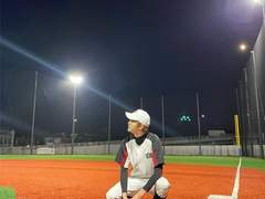 PLAY BALL 01