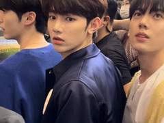 클럽에서 번호 딴 남자가 교생쌤으로 왔다. A