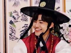 홍조의 두 해석