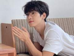 바퀴벌레가 된 나를 이뻐해주는 남친