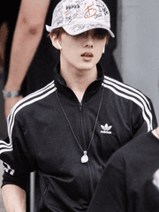 동갑사촌 박지성