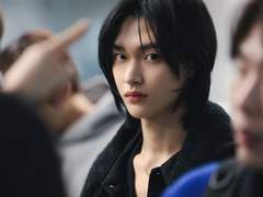 다른 남자 말고 너!