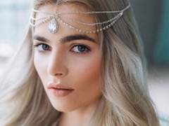 나기사 이마 장식 하니까 ㅎㅎ