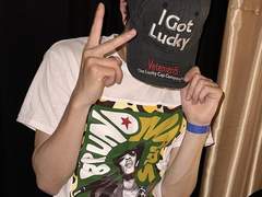 건빵 속 별사탕 같은 뭐 그런 거.