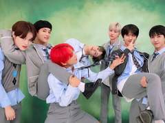 하이틴 보고 싶은데요?