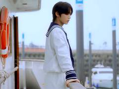 부디 이 벽 너머에 네가 있기를 18