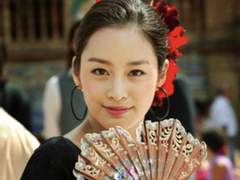 베우 김태희 사주( 인기 요인/ 관상/ 대운 흐름 등)