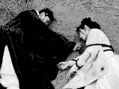 너의 망각이 나에게 구원이 되길