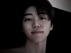 영상통화로 너의 하루를 알려 줘.