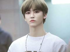 빈 속에 아아 때려붓는 나재민