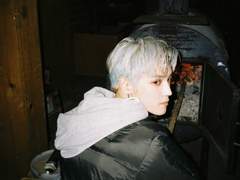 여주 때문에 못하는 애교 부리는 이태용이 보고싶다