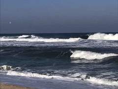 단편소설 <여름 바다의 파도>