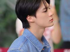 난 FEEL이 짜르르 왔어 다시는 이런 위기 내게 없어